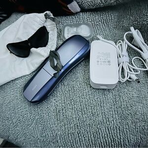 NuFace Trinity Device in Metallic Blue